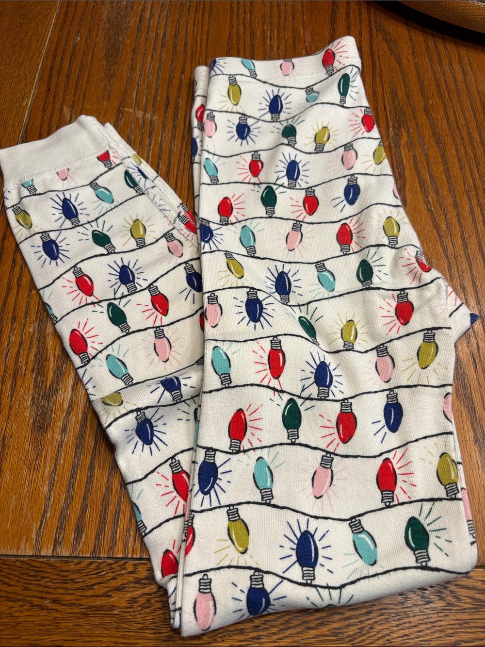 Hanna Andersson White Pajama Pants with Colorful Holiday Light Print